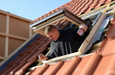 Pose de fenêtres de toit Velux à Fleurville